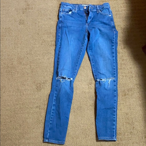 Medium wash jeans - Picture 1 of 2